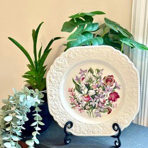 Vintage (1970s) Lord Nelson Pottery Atlantic Canada Flowers Plate